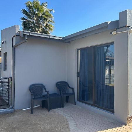 Villa La Sola B&B And Self-Catering Boksburg Exterior foto
